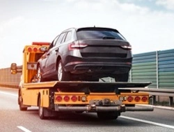Pomoc drogowa Rzeszów – laweta, holowanie i transport pojazdów