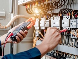 Elektryk Łódź – usługi elektryczne 24h, awarie i instalacje