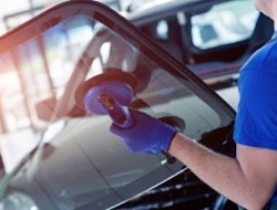Auto szyby Gdańsk – sprzedaż, montaż, naprawa