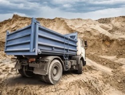Transport wywrotką Białystok – Piasek, Żwir, Ziemia, Kruszywa