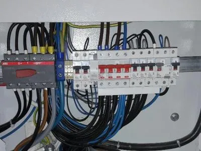 Elektryk Koronowo - Instalacje, Serwis, Pomiary UDT