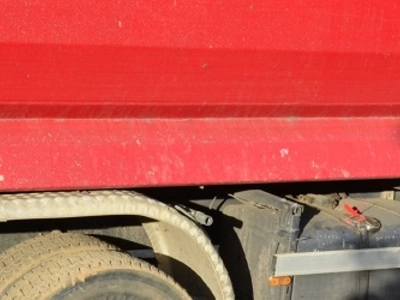 Transport wywrotką Zielona Góra – przewóz materiałów sypkich