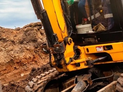 Usługi minikoparką Gdańsk – wykopy, niwelacja terenu, usługi ziemne