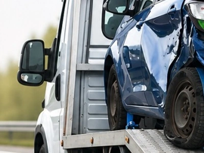 Pomoc drogowa Włocławek – holowanie pojazdów, autolaweta 24h